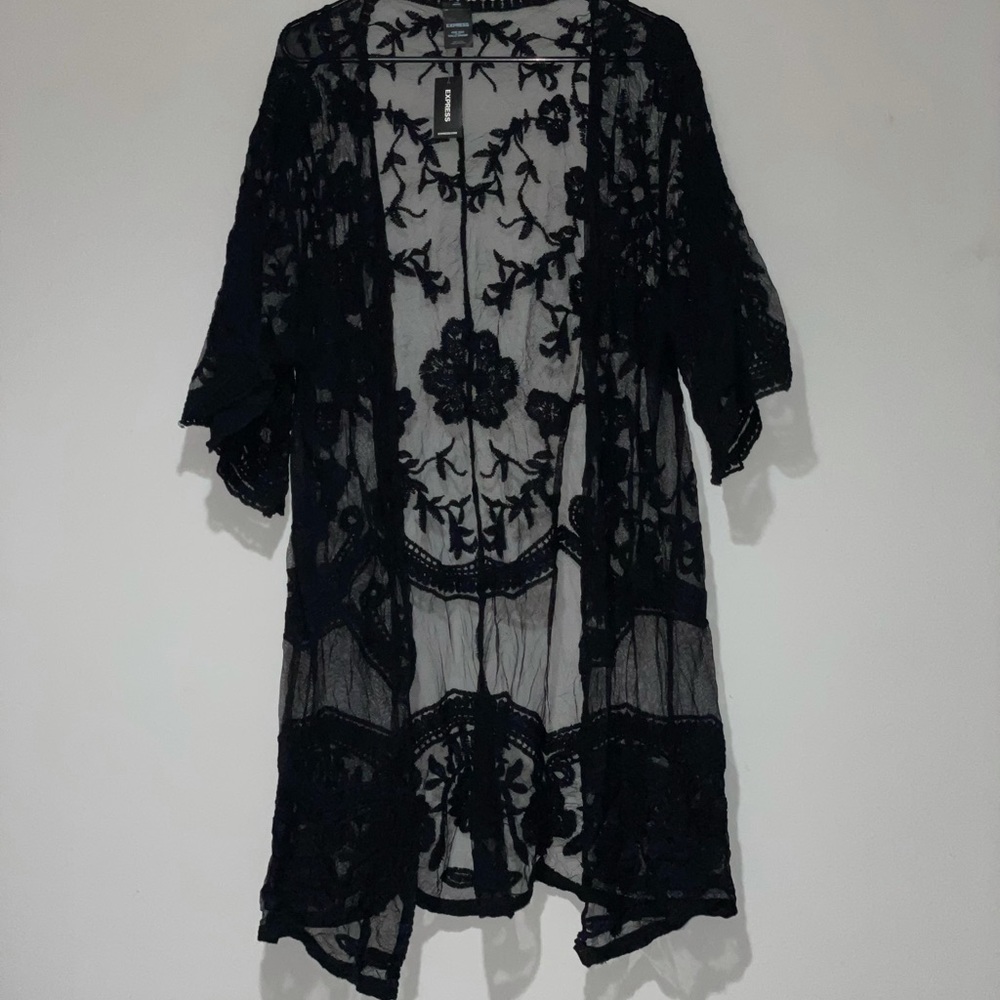 Express Kimono Lace Cover-Up - Picture 5 of 10